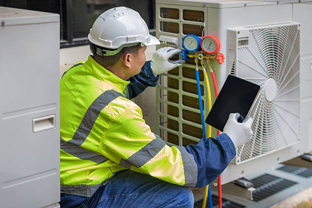 Professional Hvac technician working in Fredericksburg, TX
